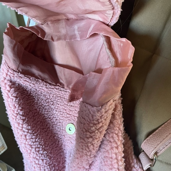 Pink fleece teddy bear fabric mini backpack Barbie dream house style bag - Picture 8 of 11